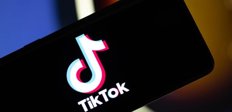 Beyond Profit: Peruvian TikTok Accounts as Cultural Ambassadors